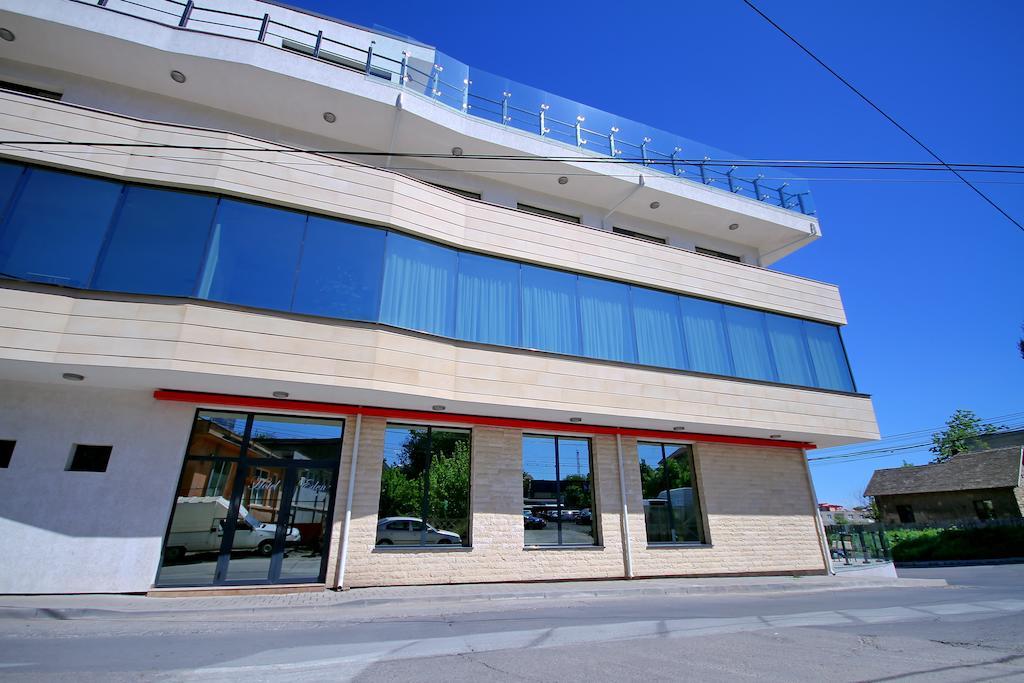 Hotel Eden Tulcea Exteriör bild