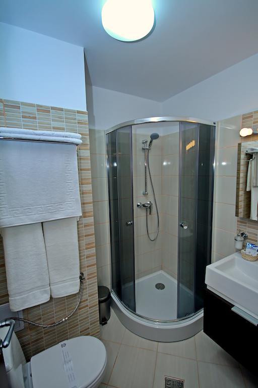 Hotel Eden Tulcea Rum bild