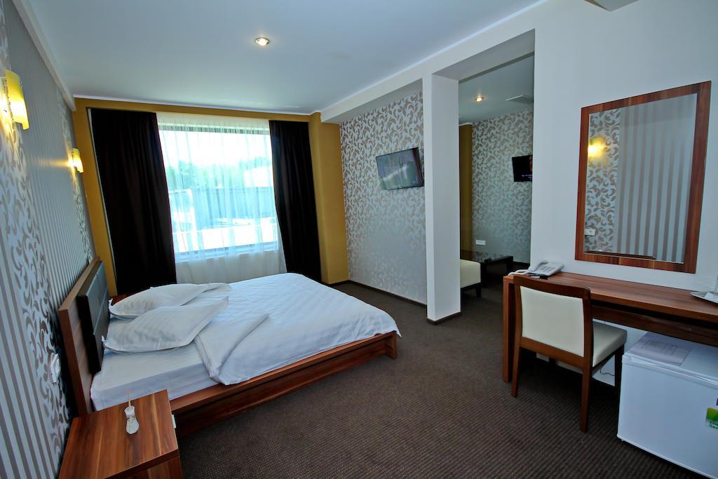 Hotel Eden Tulcea Rum bild